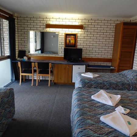 Gayndah A Motel エクステリア 写真